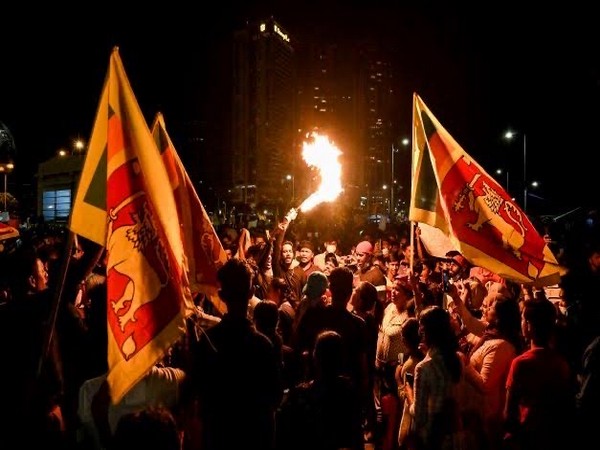 श्रीलंका संकटले भारतलाई दक्षिण एसियामा नयां राजनीतिक मैदान मिल्दै