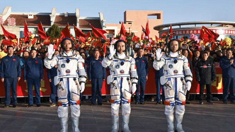 चीनद्वारा अन्तरिक्ष स्टेसनमा नयाँ मिसन प्रक्षेपण